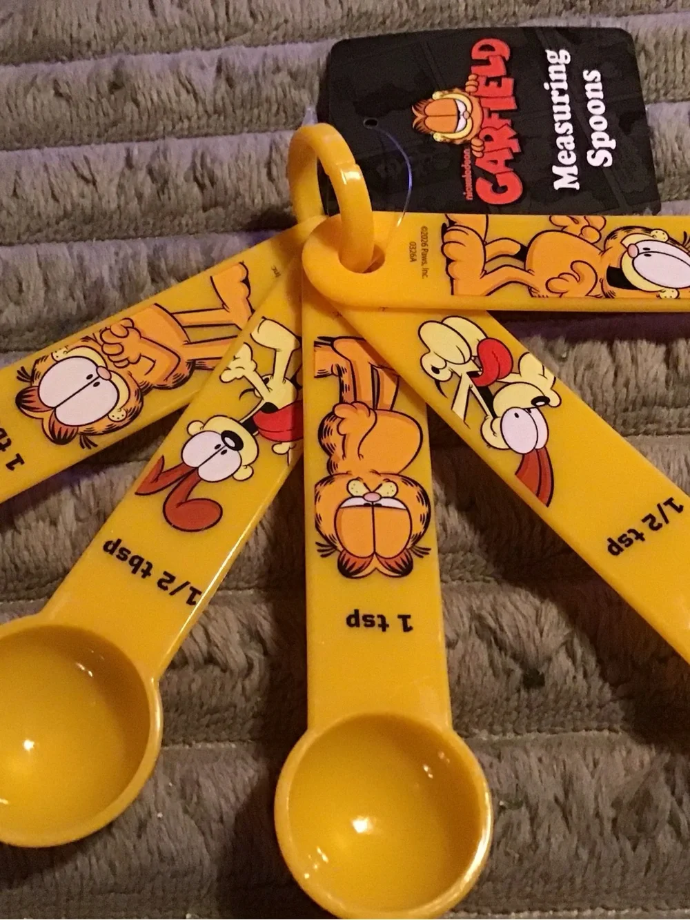 Yellow Measuring Spoons Set - Garfield Kitchen Measuring Spoons